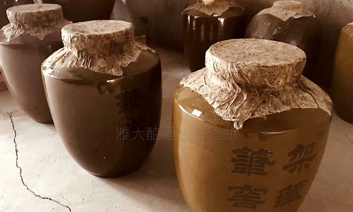 2.25白酒窖藏封壇技術(shù)——圖片來(lái)自雅大學(xué)員